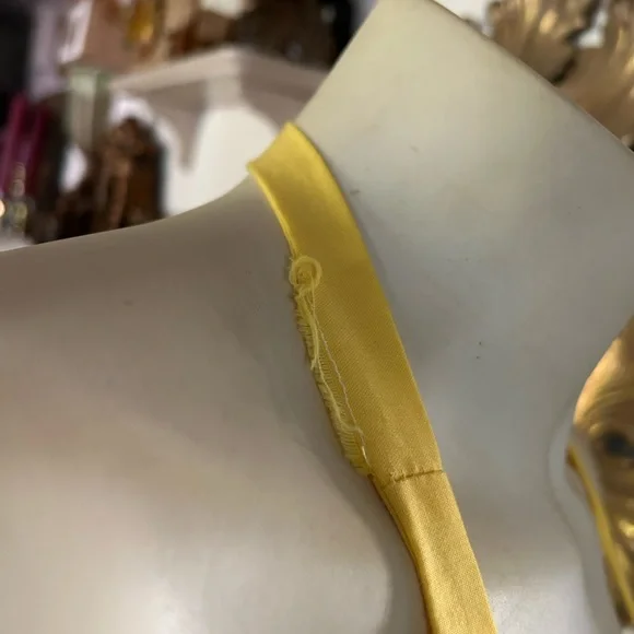 Vintage Butterfly Apron - Picture 8 of 11